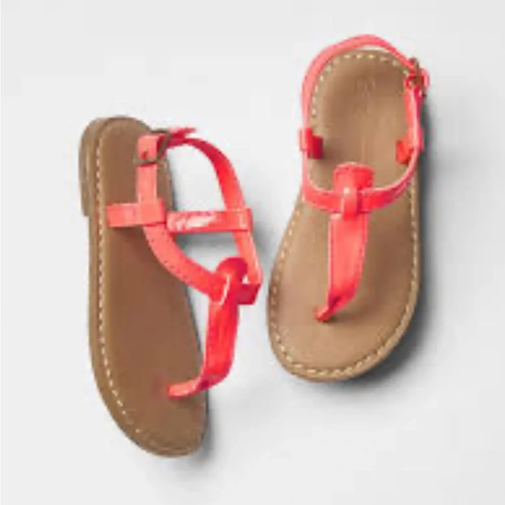 Toddler/ infant/ baby/ girls T-strap Gap sandals in Pink Size 6​
